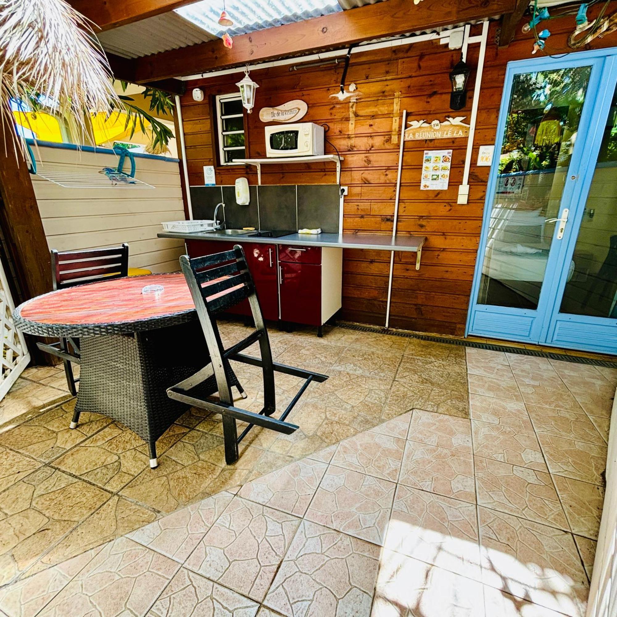 Hotel Coco Island Saint-Gilles-les-Bains Exterior photo